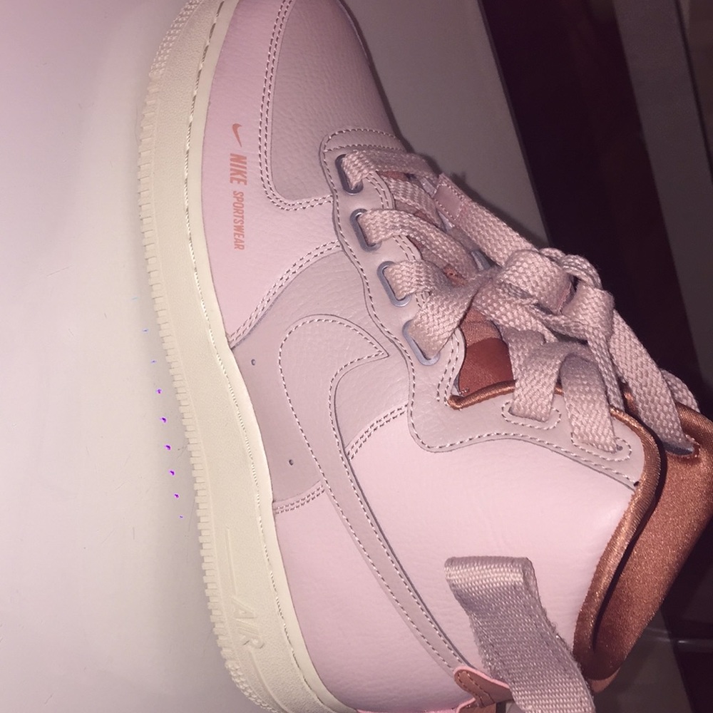 NIKE Air Force 1 high top 8.5 women’s